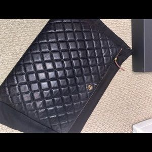 Chanel pouch